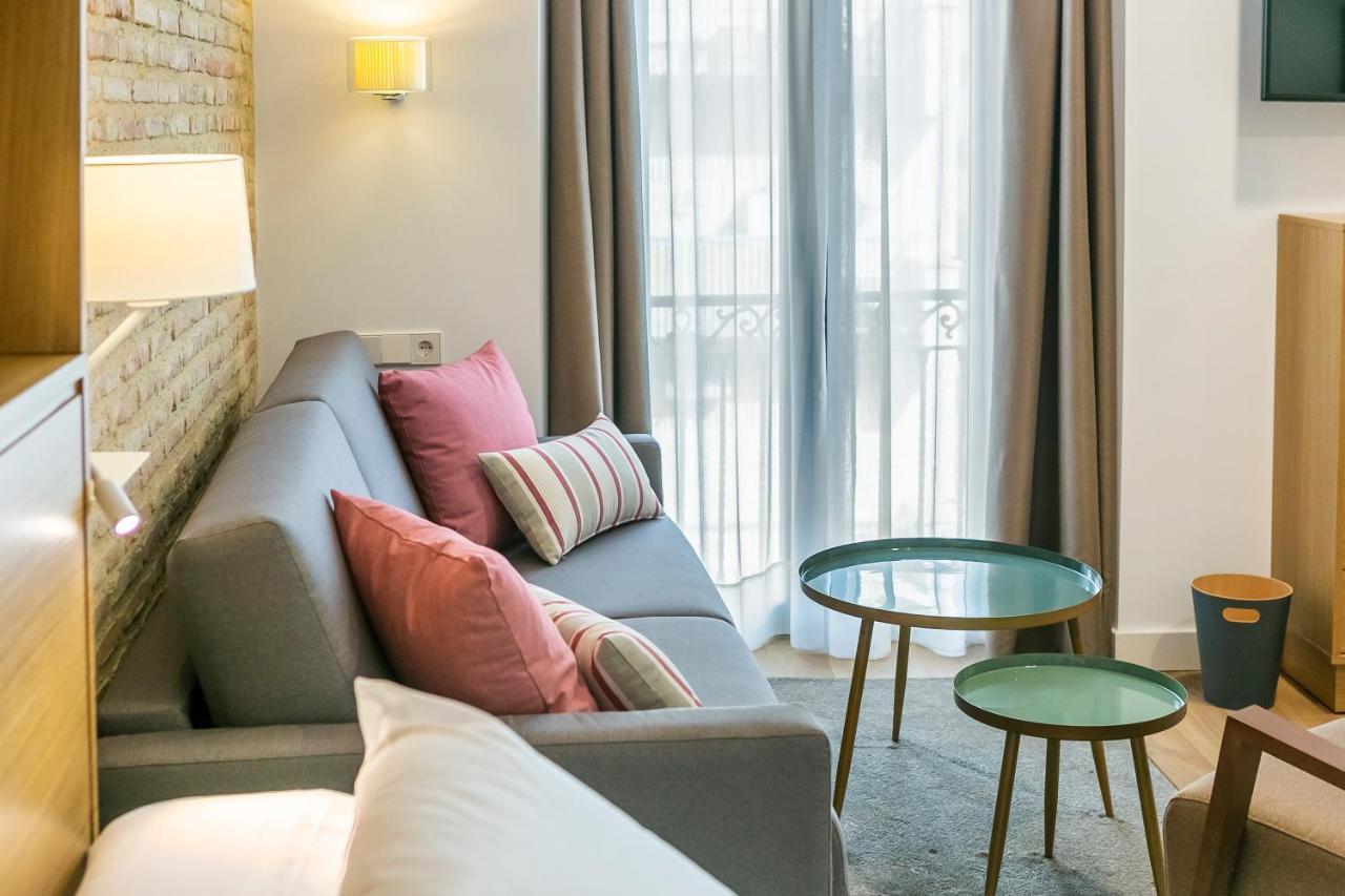 Aparthotel Aquitania