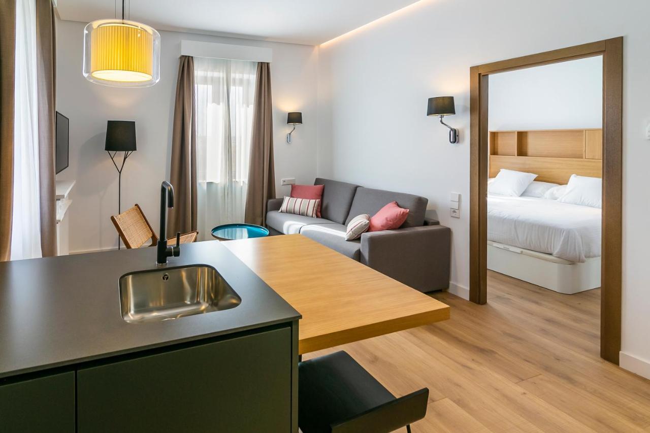 Apart-hotel Aquitania 3*