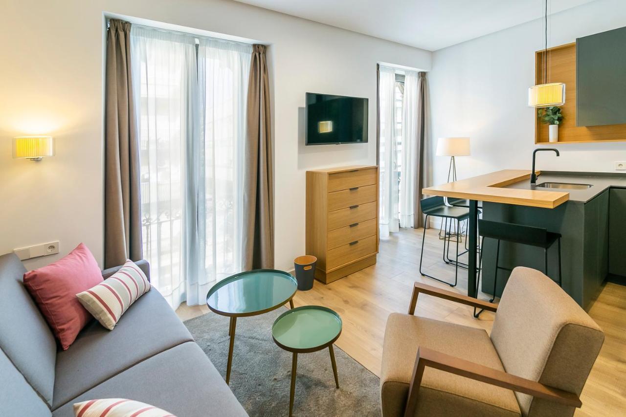 Apart-hotel Aquitania